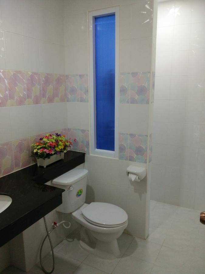 The Sr Residence Lampang Exterior foto