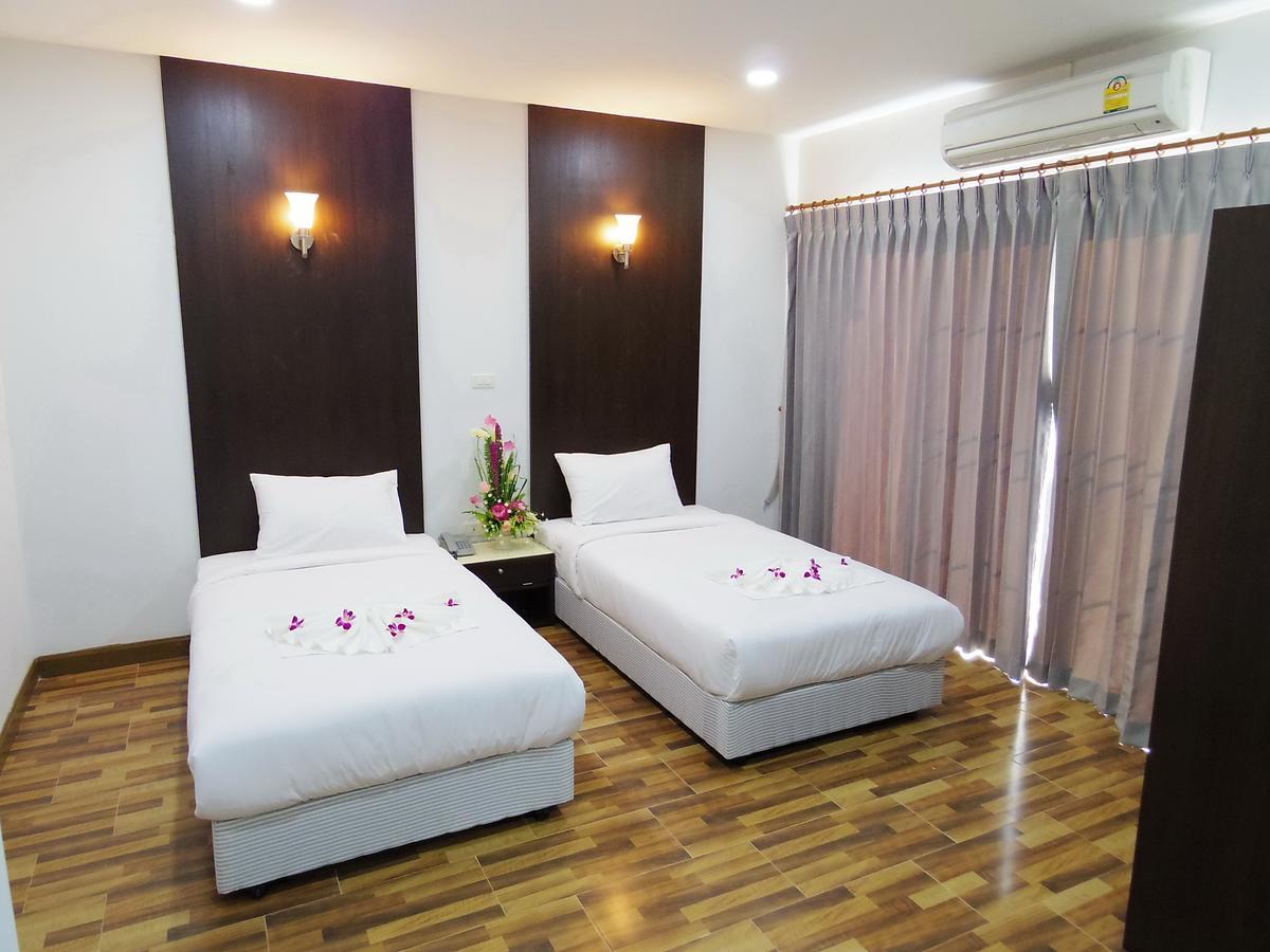 The Sr Residence Lampang Exterior foto